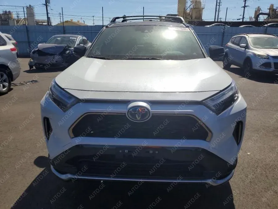 Toyota RAV4 2024 — photo 2