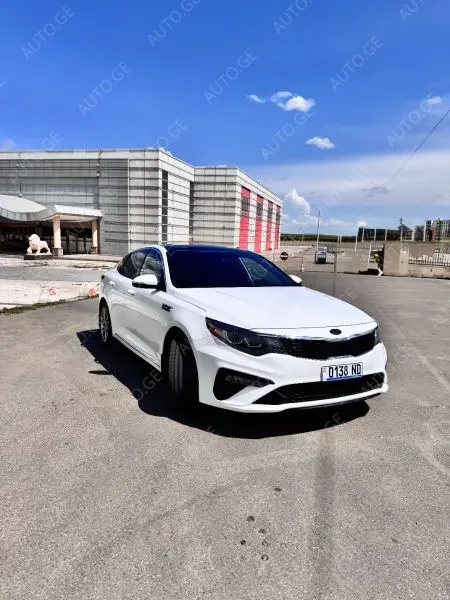 Kia Optima 2018 — photo 2