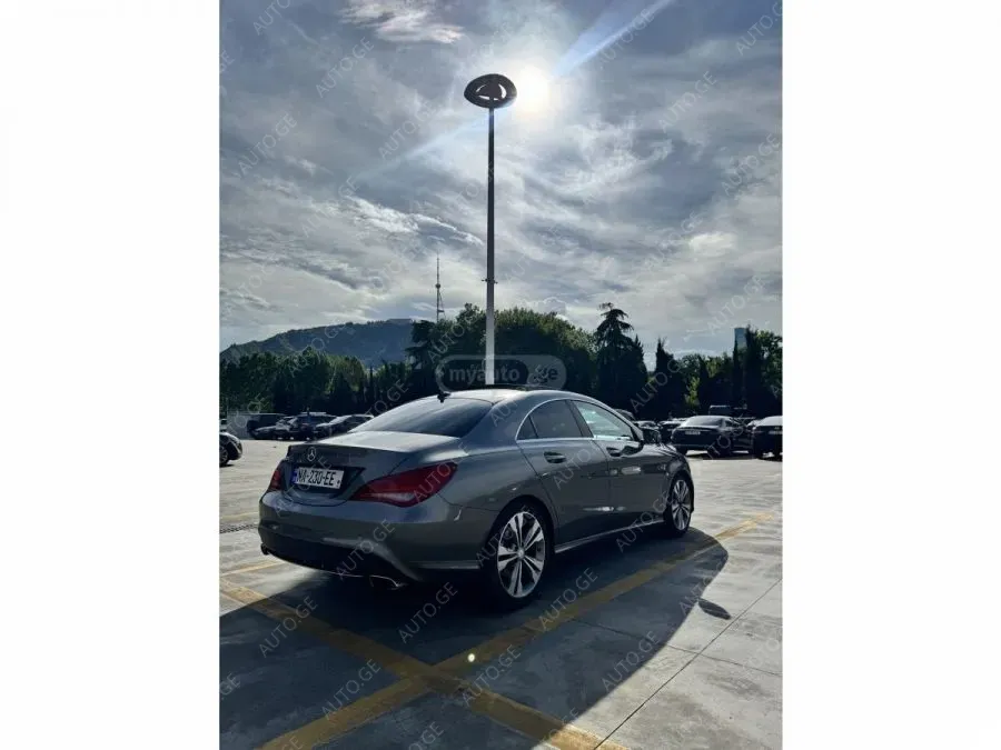 Mercedes-Benz Cla-250C 2014 — photo 2