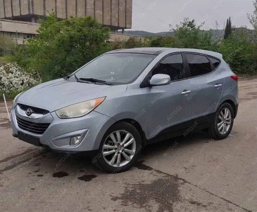 Hyundai Tucson 2012 — photo 2