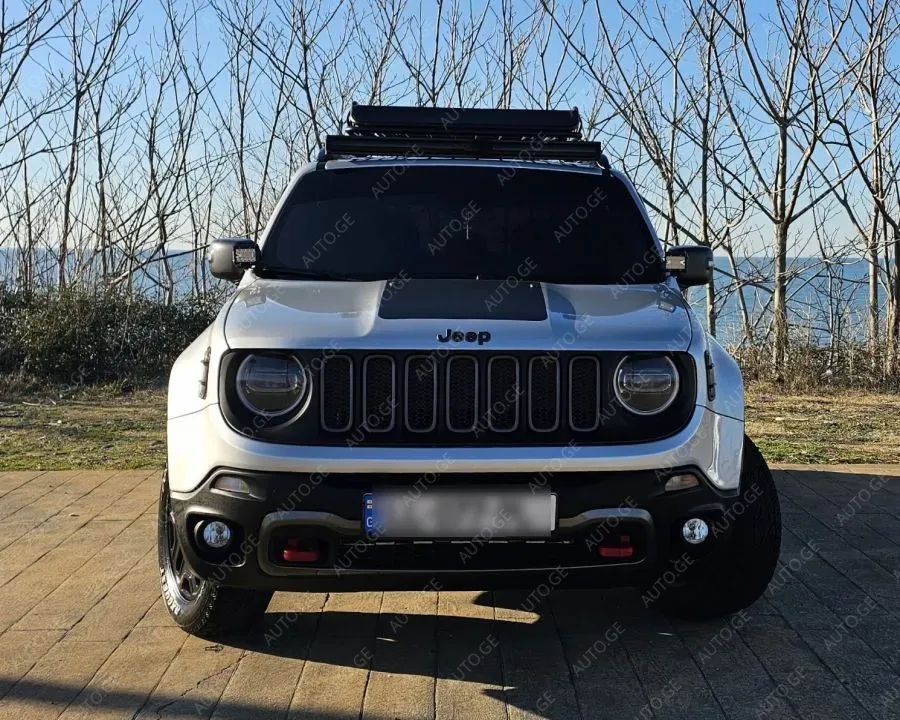 Jeep Renegade 2018 — photo 2
