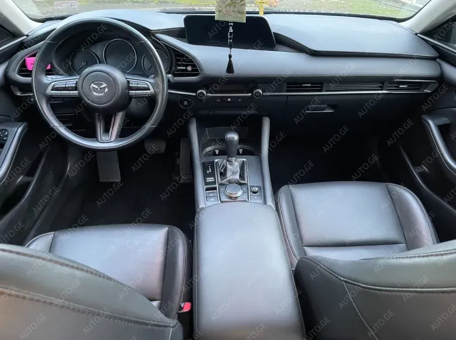 Mazda Mazda3 2020 — photo 2