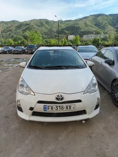 Toyota Prius-C