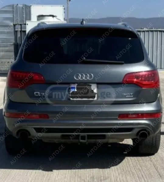 Audi Q7 2014 — photo 2