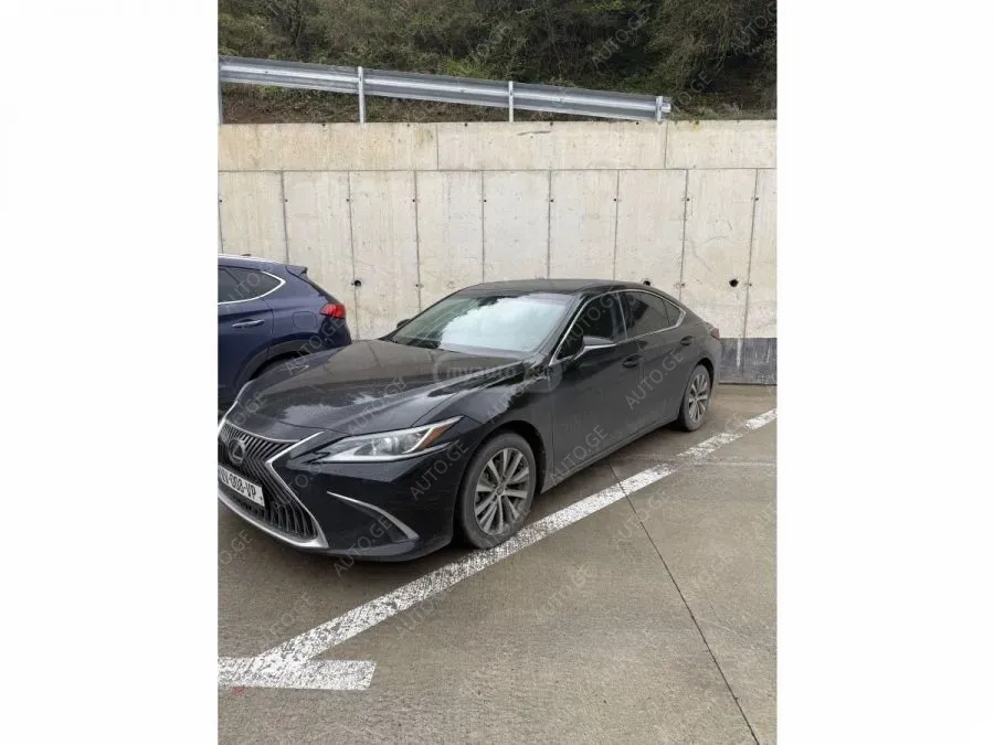 Lexus Es350 2019 — photo 2