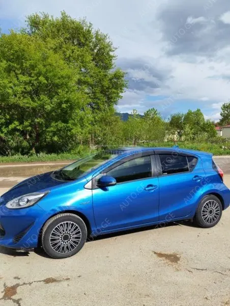 Toyota Aqua 2017 — photo 2