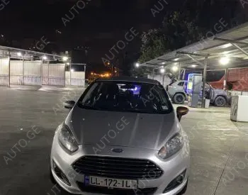 Ford Fiesta 2016 — photo 2