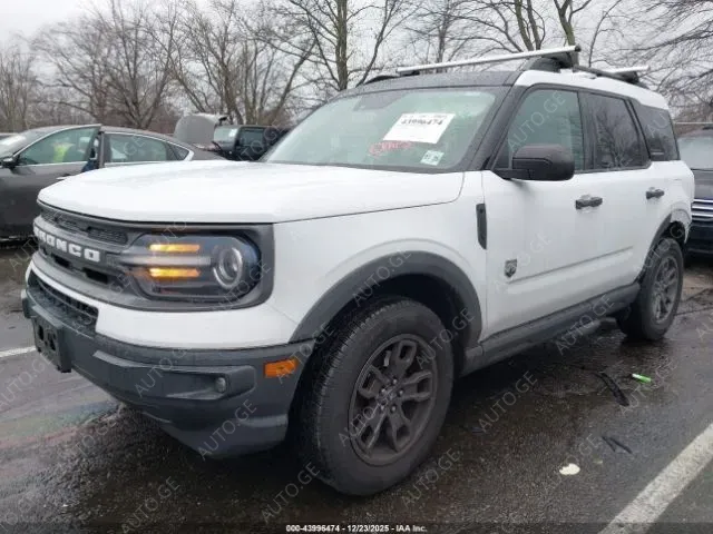 Ford Bronco 2021 — photo 2