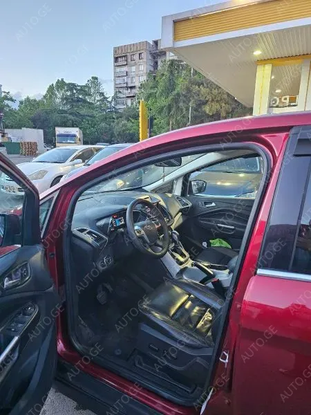 Ford C-Max 2012 — photo 2