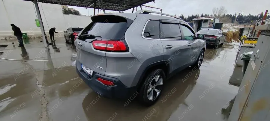 Jeep Cherokee 2016 — photo 2