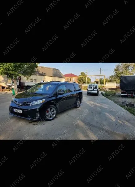 Toyota Sienna
