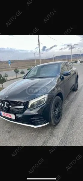 Mercedes-Benz 300-Glc 2017 — photo 2
