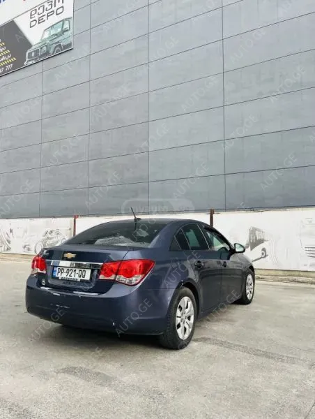 Chevrolet Cruze 2013 — photo 2