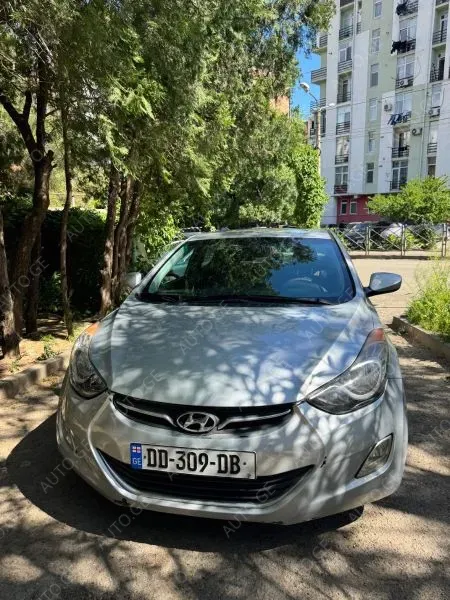 Hyundai Elantra 2013 — photo 2