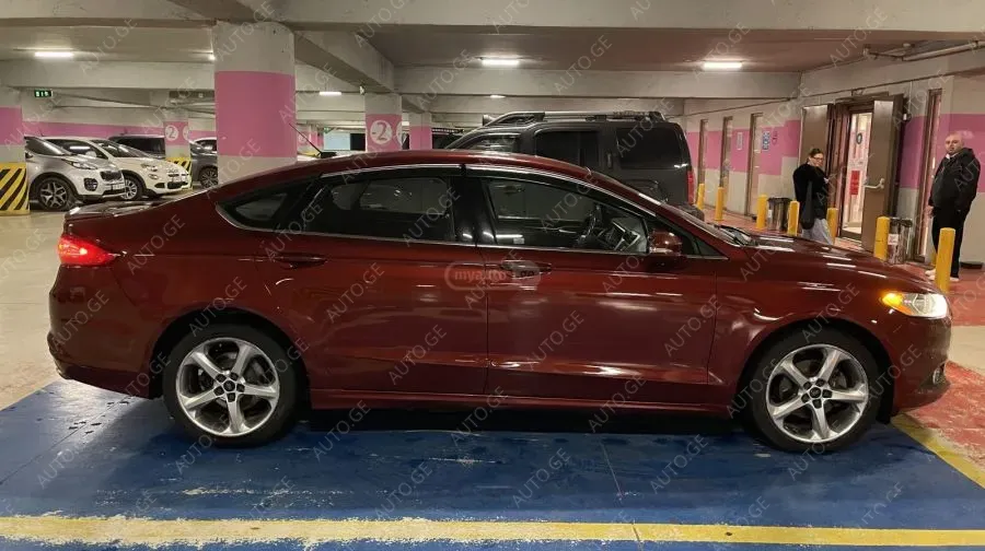 Ford Fusion 2014 — photo 2