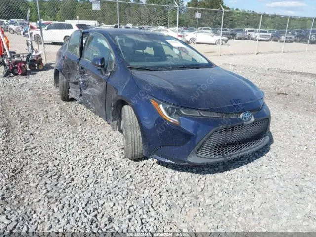 Toyota Corolla 2022 — photo 2