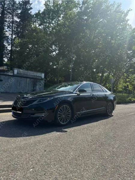 Lincoln MKZ 2016 — photo 2