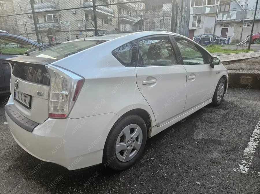 Toyota Prius 2009 — photo 2