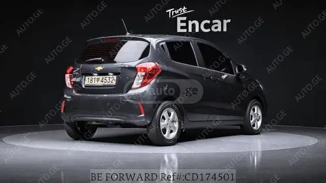 Chevrolet Spark 2021 — photo 2