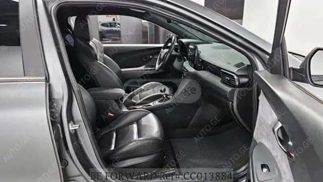 Hyundai Veloster 2022 — photo 2