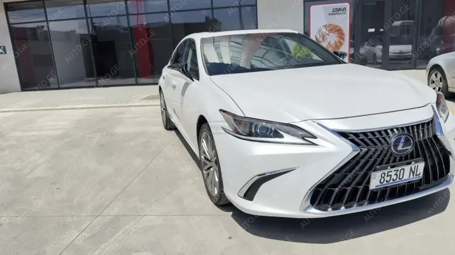 Lexus Es300 2022 — photo 2