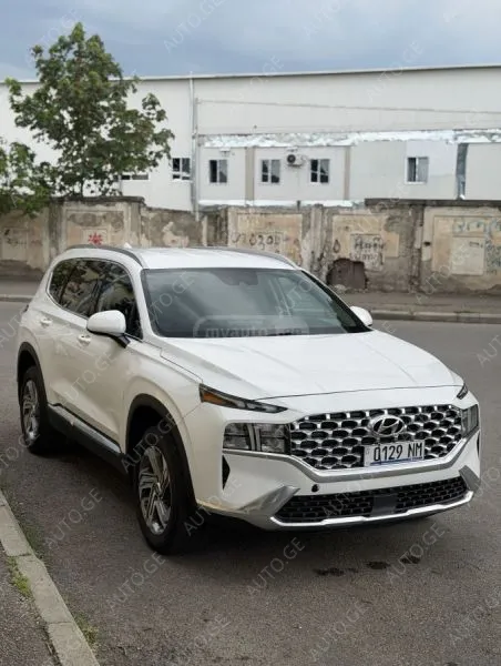 Hyundai Santa Fe 2021 — photo 2