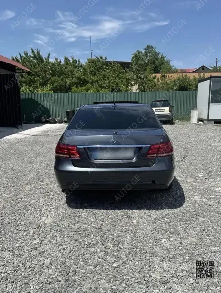 Mercedes-Benz E-350C 2014 — photo 2