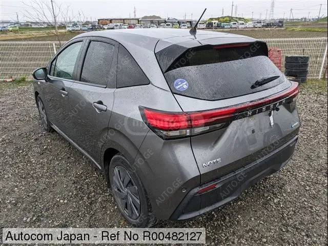 Nissan Note 2022 — photo 2