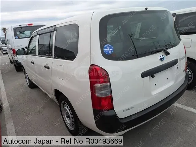 Toyota Probox 2021 — photo 2