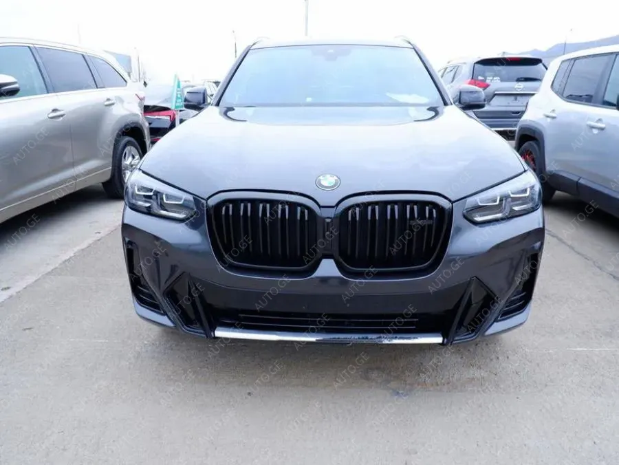 BMW X3 2021 — photo 2
