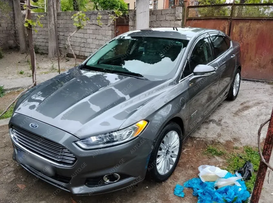 Ford Fusion 2014 — photo 2
