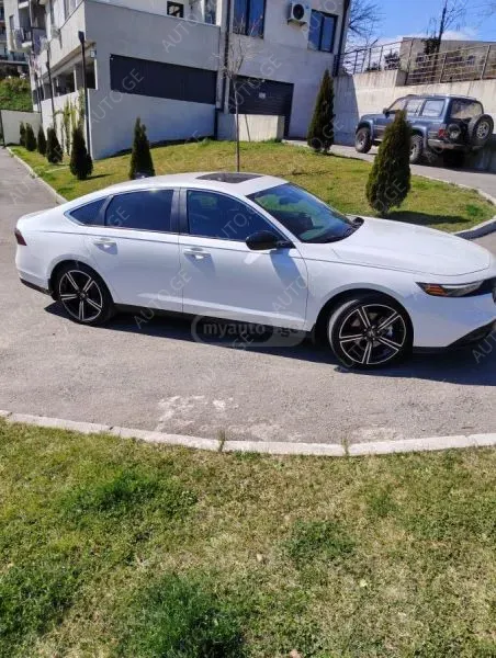 Honda Accord 2024 — photo 2