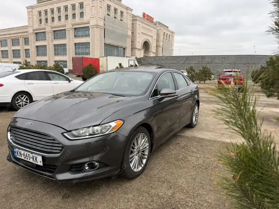 Ford Fusion