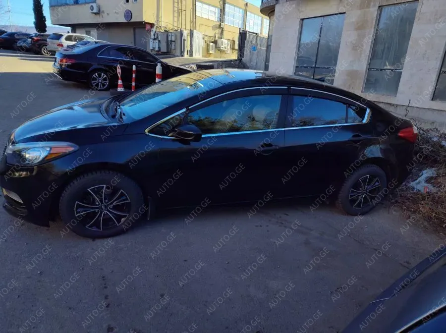 Kia Forte 2014 — photo 2