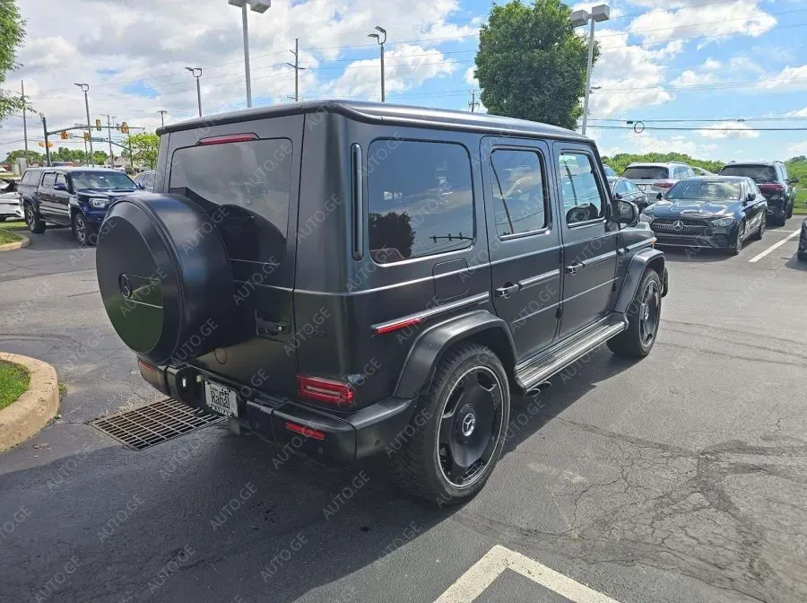 Mercedes-Benz G 63 AMG 2023 — photo 2