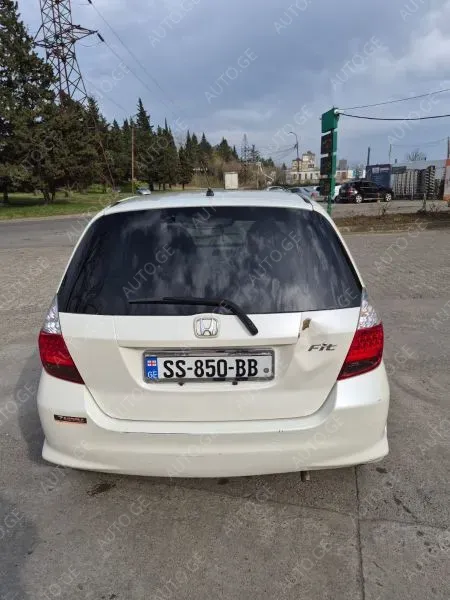 Honda Fit 2007 — photo 2