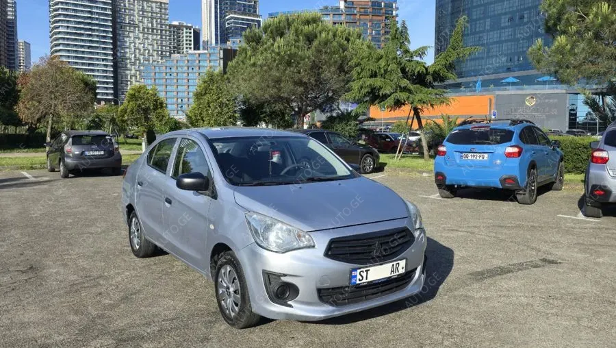 Mitsubishi Attrage