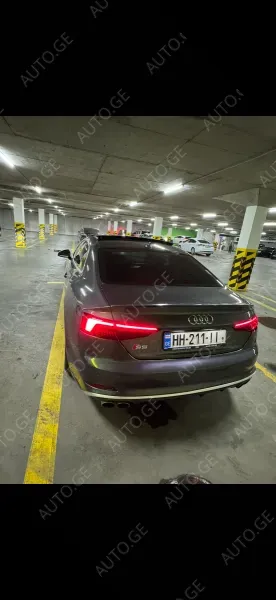Audi S5
