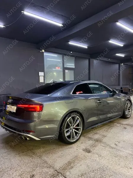 Audi S5 2018 — photo 2