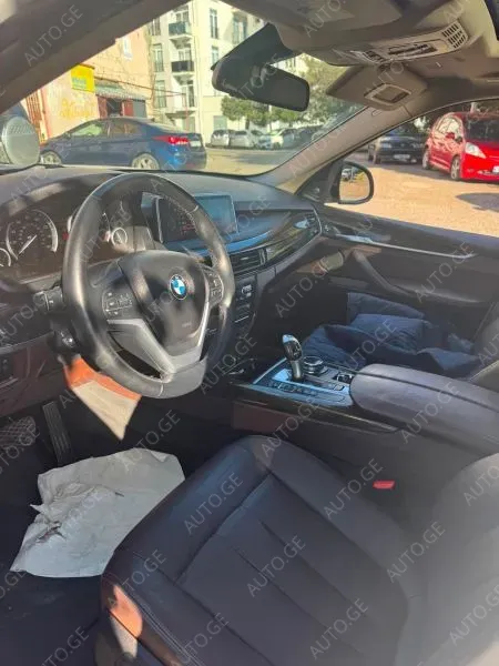 BMW X5 2014 — photo 2