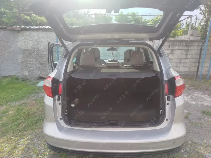 Ford C-Max 2014 — photo 2