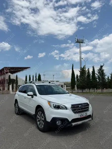 Subaru Outback 2017 — photo 2