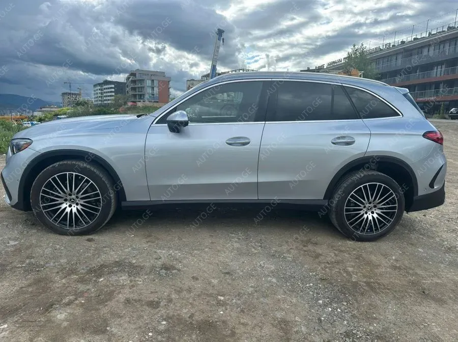 Mercedes-Benz 300-Glc