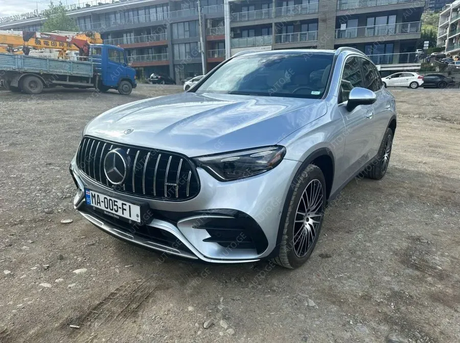 Mercedes-Benz 300-Glc 2024 — photo 2