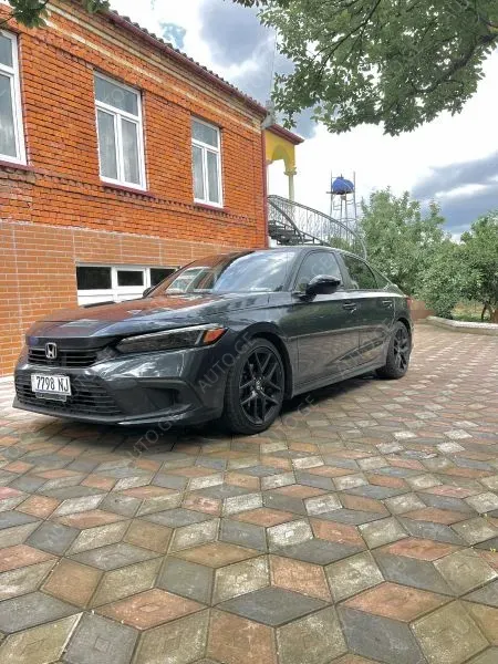 Honda Civic 2022 — photo 2