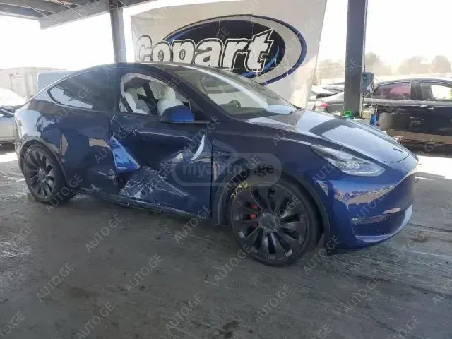 Tesla Model Y 2020 — photo 2