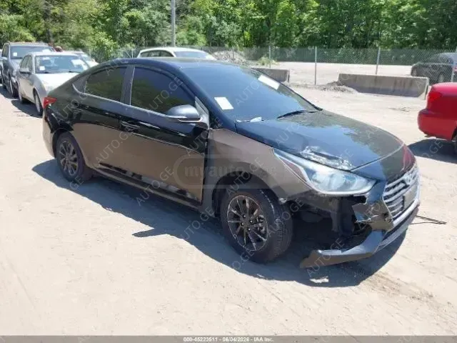 Hyundai Accent 2022 — photo 2
