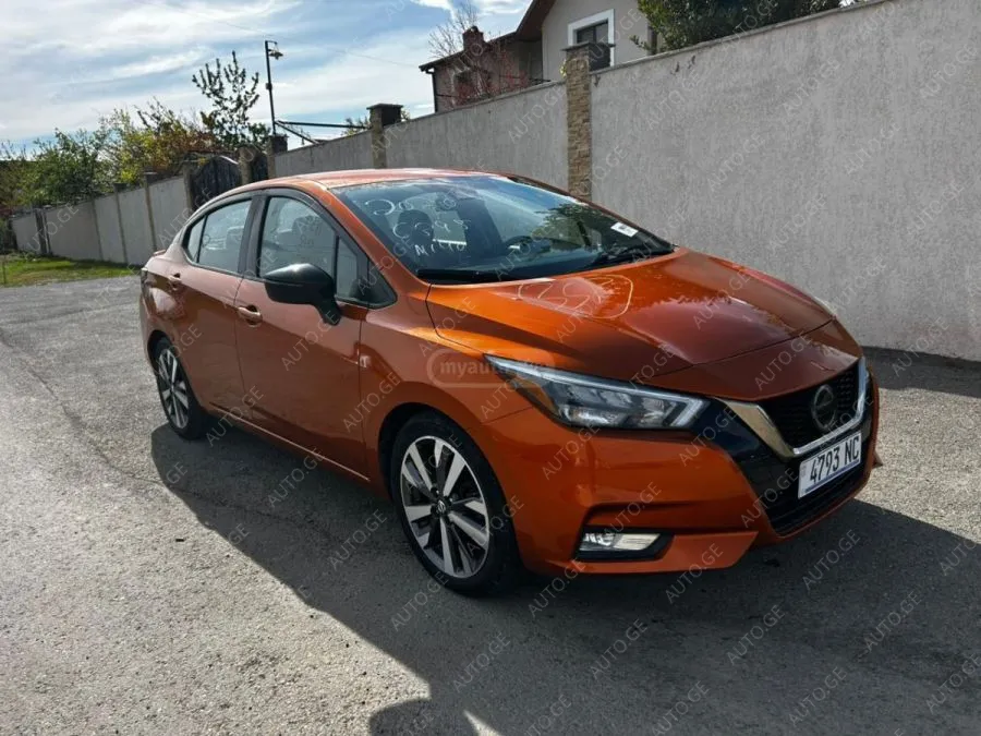 Nissan Versa