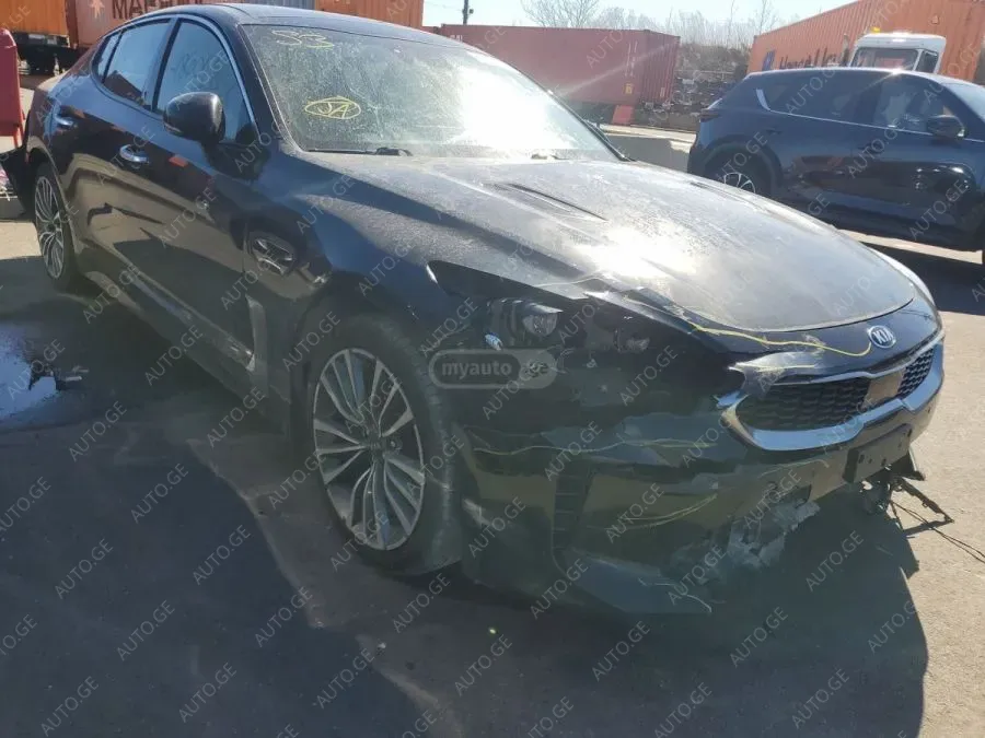 Kia Stinger 2018 — photo 2