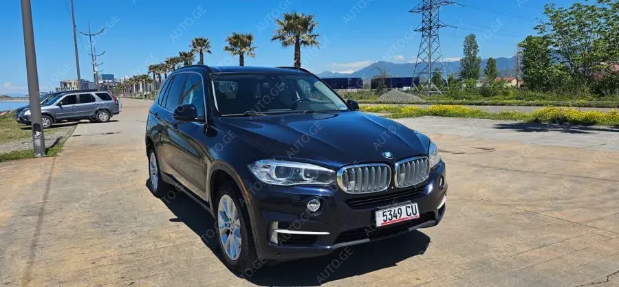 BMW X5 2016 — photo 2